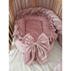 Koell GLAM Kokon niemowlęcy z falbanką i kokardą