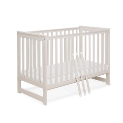 Yoonco IWI Drewniane łóżeczko z barierką  120x60 z drewna sosnowego